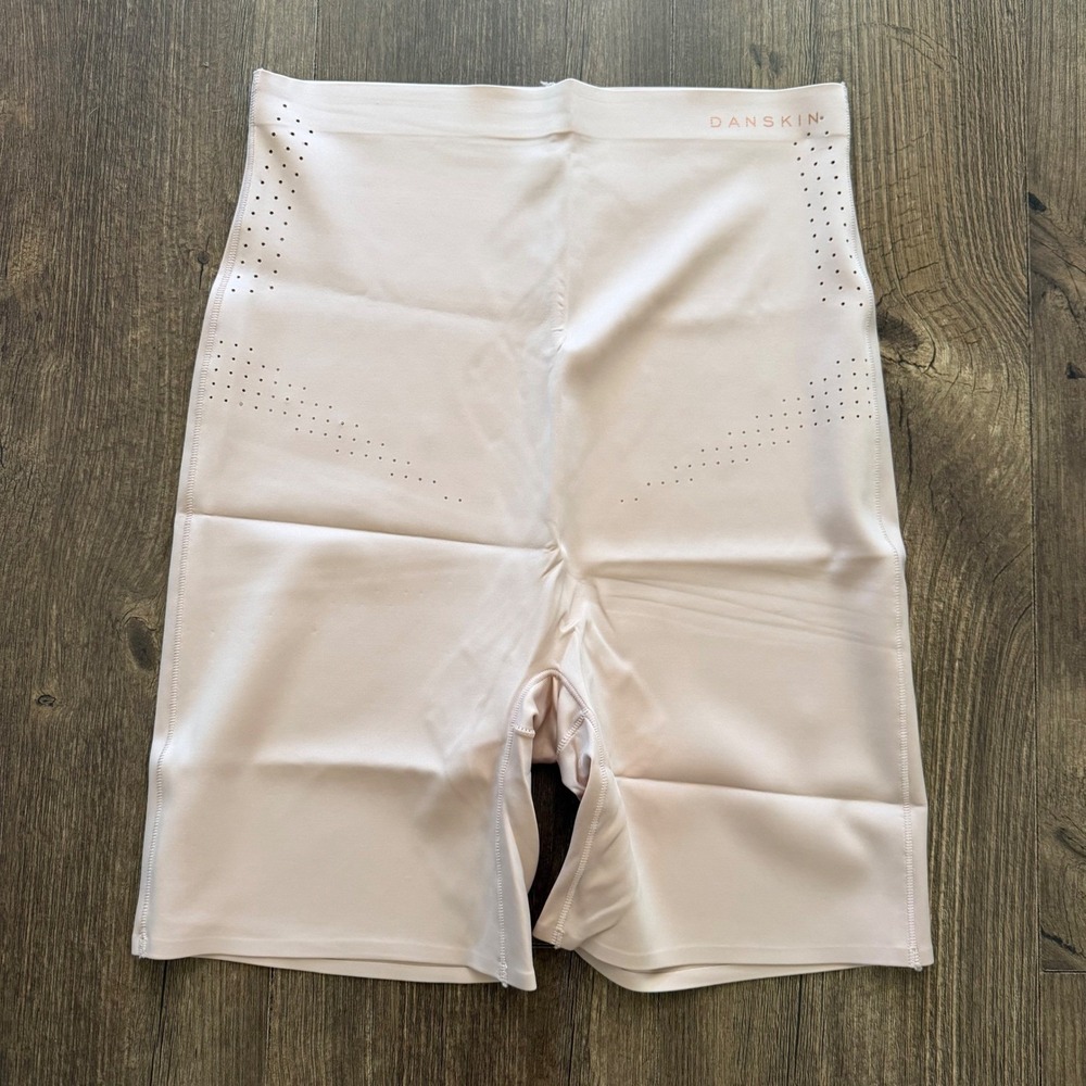 Danskin Intimates Nude Shapewear Women's XL New‎ Without Tags